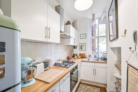 2 bedroom flat for sale, Kings Gardens, West Hampstead, London, NW6