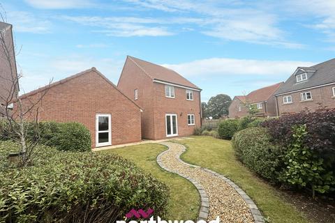 4 bedroom detached house to rent, Arlington Road, Doncaster DN7