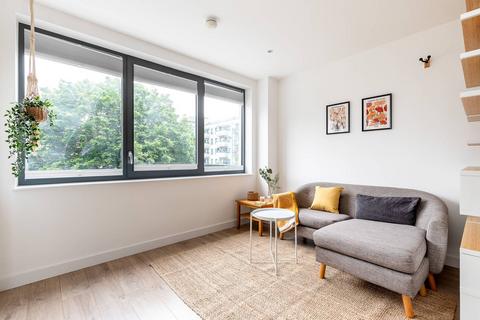 1 bedroom flat for sale, Guest House, London E3