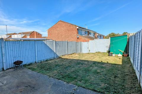 13 Blake Drive, Braintree, CM7 9UE