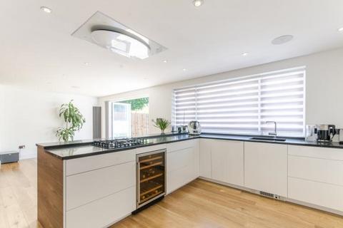 6 bedroom semi-detached house for sale, York Road, Barnet, London, EN5 1LN