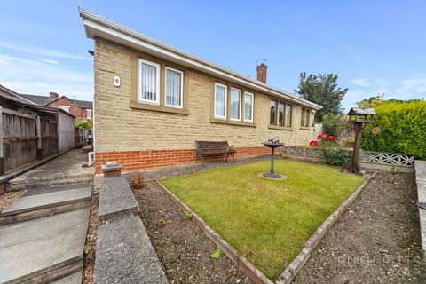 2 bedroom semi-detached bungalow for sale, Hill Top Close, Pontefract WF9