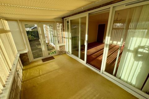 25 Traherne Close, Lugwardine, Hereford, HR1 4AF