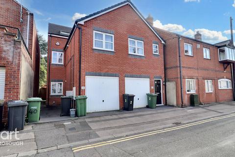 1 bedroom flat for sale, St Marks Street, Peterborough