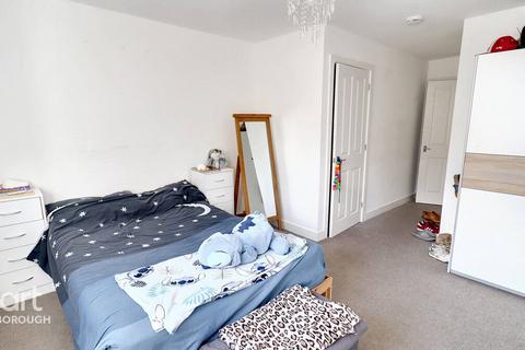 1 bedroom flat for sale, St Marks Street, Peterborough