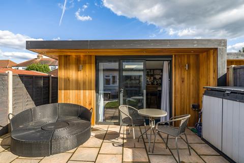 52 Matlock Crescent, Cheam, Sutton, SM3 9SN