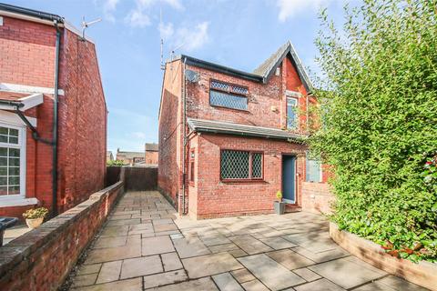 3 bedroom semi-detached house for sale, Bright Street, Southport PR9