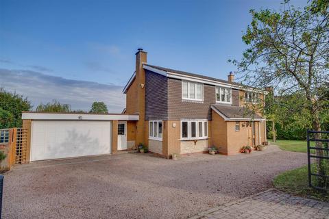 4 bedroom detached house for sale, Dormston, Worcestershire WR7