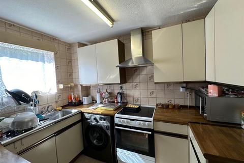 104 Tollgate, Bretton, Peterborough, PE3 9XB