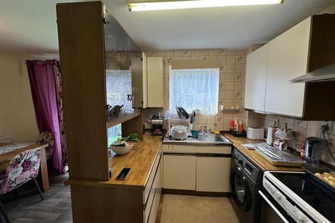 104 Tollgate, Bretton, Peterborough, PE3 9XB