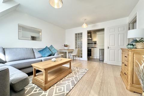 2 bedroom apartment for sale, Douglas Court, Fleet Road, Fleet