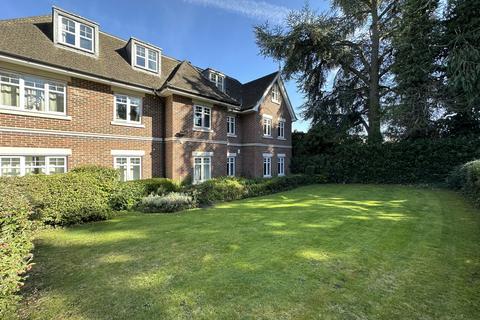 2 bedroom apartment for sale, Douglas Court, Fleet Road, Fleet