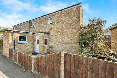 3 bedroom semi-detached house for sale, Newton Close, Corringham, SS17