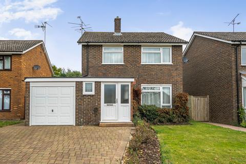 3 bedroom detached house for sale, Brambling Road, Horsham, RH13