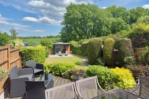 3 bedroom cottage for sale, Wickhay Cottages, North Hill, Chelmsford CM3