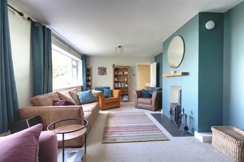 12 Beldams, Needingworth, St Ives, PE27 4TY