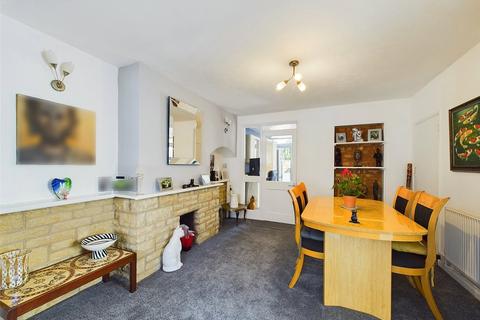 3 bedroom semi-detached house for sale, Melbourne Street East, Gloucester, Gloucestershire, GL1