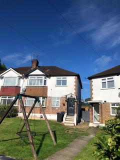 3 bedroom property to rent, Meadway Close, Barnet