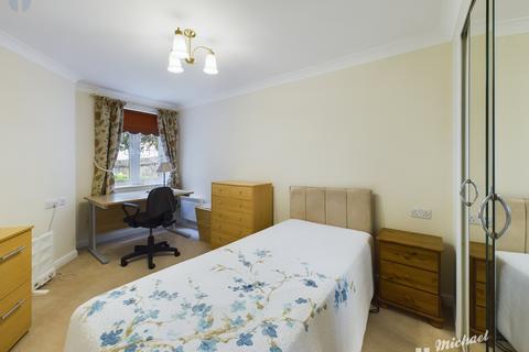 1 bedroom apartment for sale, Pearl Court, Croft Road, Aylesbury, Buckinghamshire