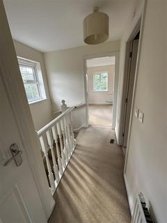 4 bedroom end of terrace house to rent, Station Road, Donnington