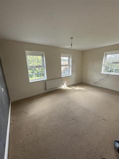 4 bedroom end of terrace house to rent, Station Road, Donnington