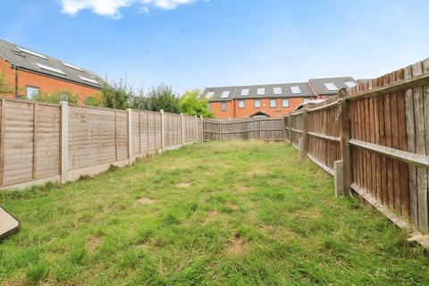 15b Fourth Avenue, Wolverhampton, WV10 9LY