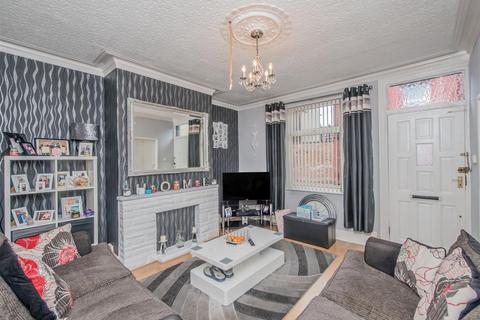 2 bedroom terraced house for sale, Whingate Avenue, Armley, Leeds