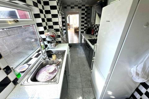 21 Clifton Road, Smethwick, B67 6DB