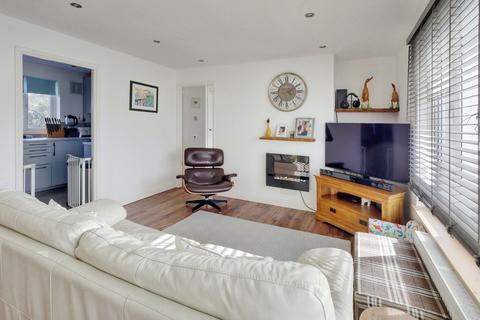 2 bedroom apartment for sale, Lewes Road, Southend-on-sea, SS2