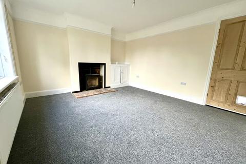 3 bedroom semi-detached house to rent, High Common, Hardingham NR9