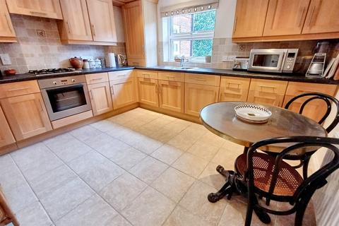 2 bedroom flat for sale, Verwood