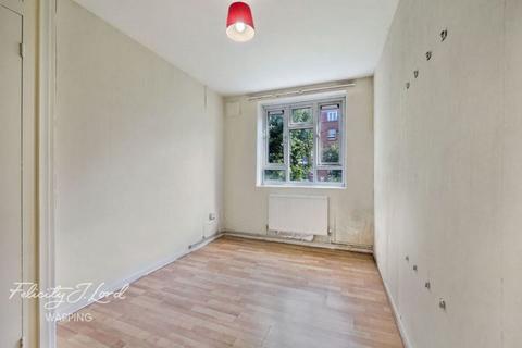 26 Solander Gardens, London, E1 0DN