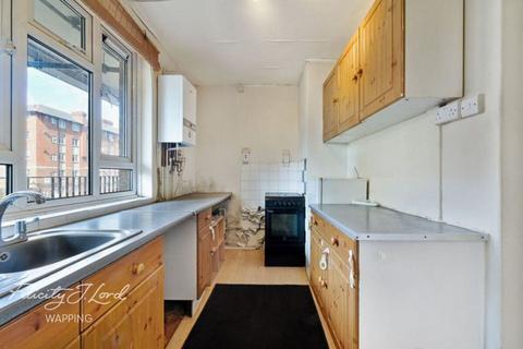 2 bedroom flat for sale, Solander Gardens, London, E1