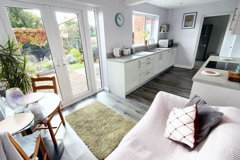 3 bedroom semi-detached house for sale, Shaw Road, Bilston, West Midlands, WV14 9PU