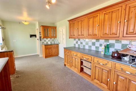 3 bedroom detached bungalow for sale, Constantine Bay, PL28