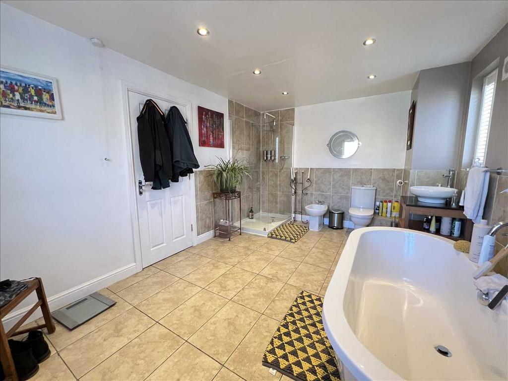 Family bathroom