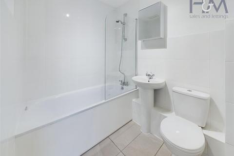 2 bedroom terraced house to rent, Bradman Way, Stevenage, Hertfordshire, SG1 5RE