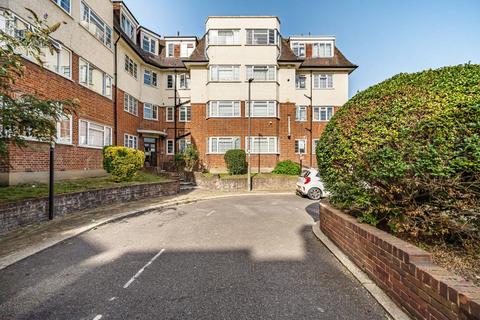 Upper Tooting Road, Tooting, London, SW17