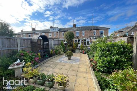 3 bedroom terraced house for sale, Summerfield Close, Wisbech