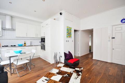 2 bedroom flat to rent, Hatherley Grove, Westbourne Grove, London, W2