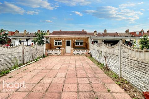 5 bedroom terraced house for sale, Mortlake Road, Ilford