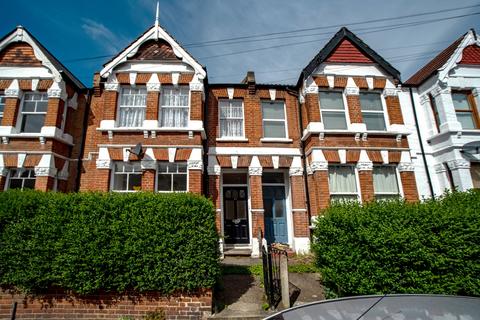 2 bedroom flat to rent, Homecroft Road, London SE26