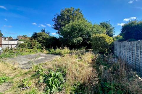 104 Bouverie Road, Hardingstone, Northampton, NN4 7EQ