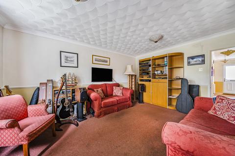 84a Connaught Road, Brookwood, Woking, GU24 0HF