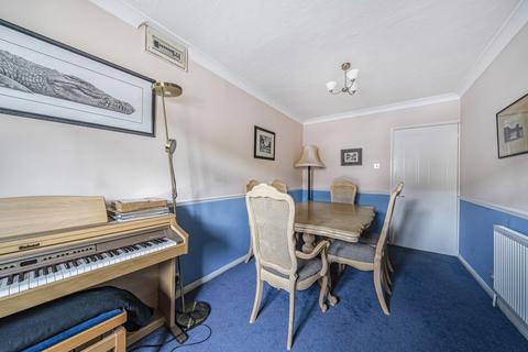 84a Connaught Road, Brookwood, Woking, GU24 0HF