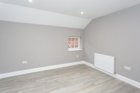 1 bedroom apartment to rent, High Street, Watford, WD17