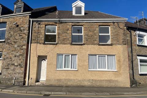 3 bedroom semi-detached house to rent, Hebron Road, Clydach. SA6 5EJ