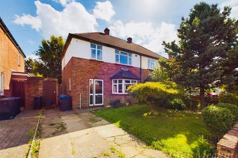 3 bedroom semi-detached house for sale, Claremont Close, South Croydon