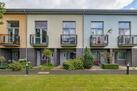 3 bedroom terraced house for sale, Brittany Street, Plymouth