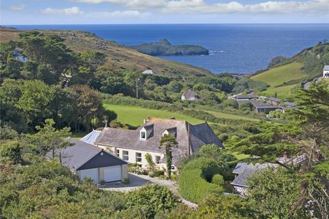 4 bedroom detached house for sale, Mullion, Helston, Cornwall, TR12